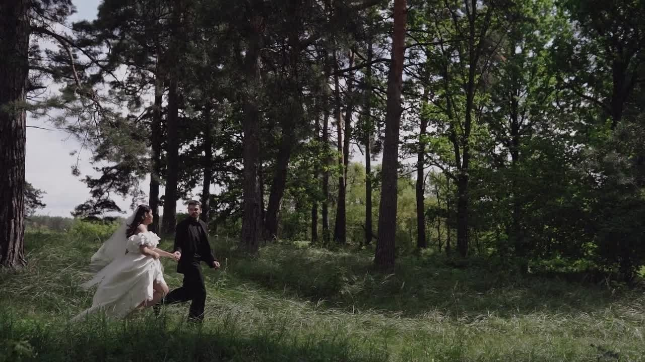 Видео. Творческий фотограф Аня Волк