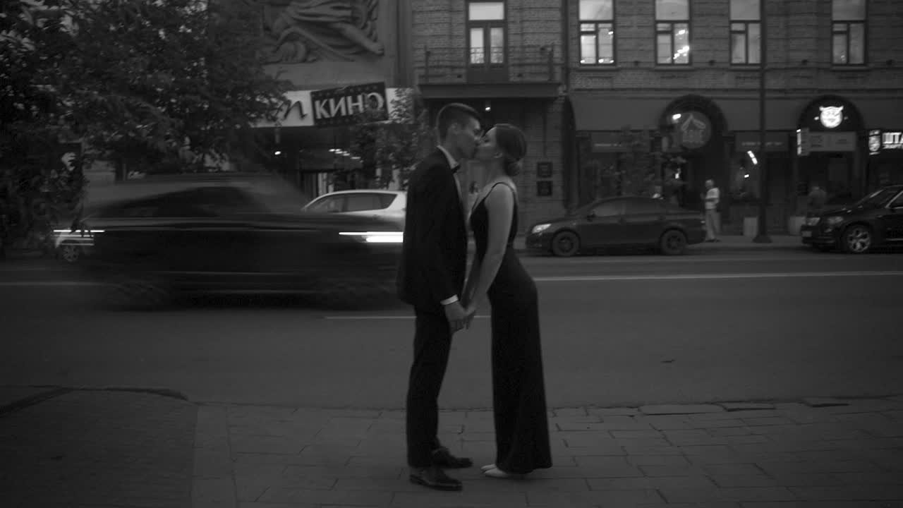 Любовь на большом экране. Видеосъемка в Красноярске. Свадебный видеограф