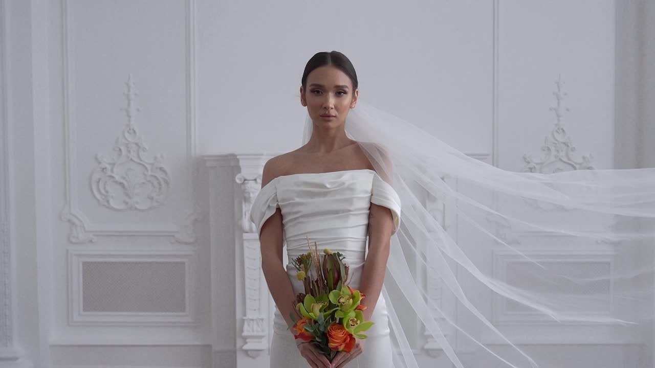 Имиджевые видео ролики и fashion съёмка. Свадебный видеограф в Москве Максим Лобач-Граубергер