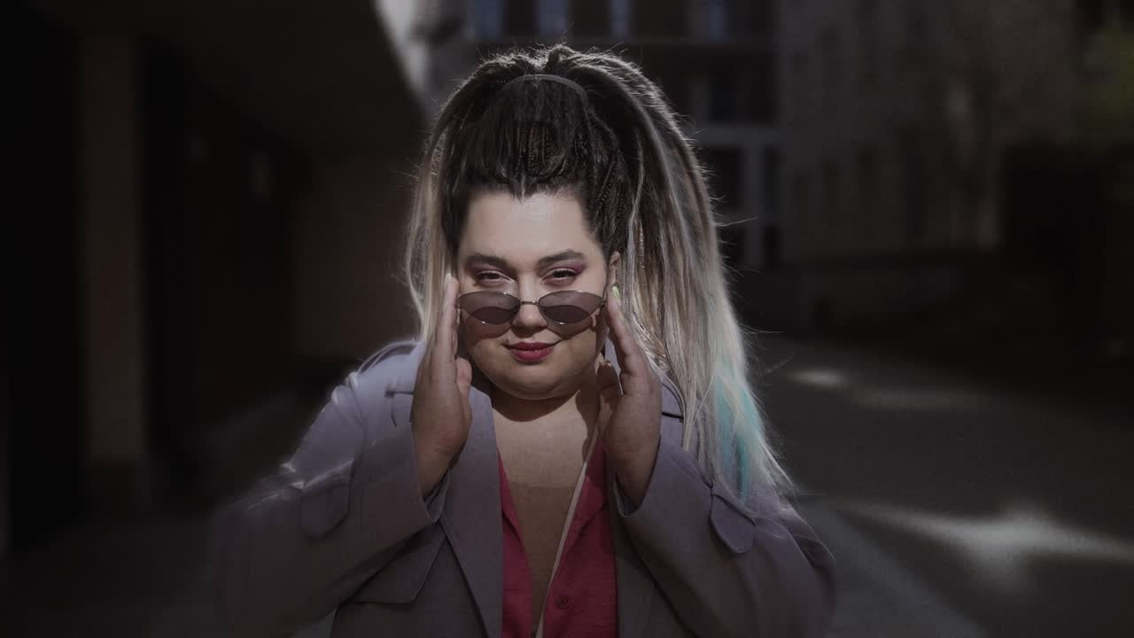 Имиджевые видео ролики и fashion съёмка. Свадебный видеограф в Москве Максим Лобач-Граубергер