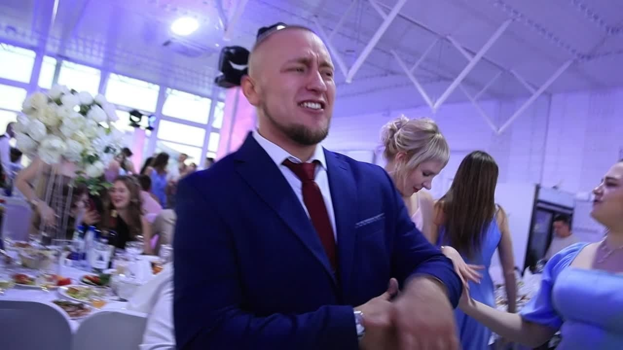 Проморолики для ведущих и не только. Свадебный видеограф AlexFilms в Воронеже и по всей России