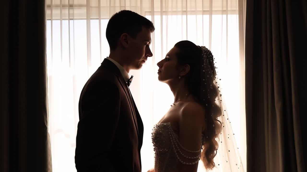 Свадебная видеосьемка молодоженов. Свадебный видеограф AlexFilms в Воронеже и по всей России