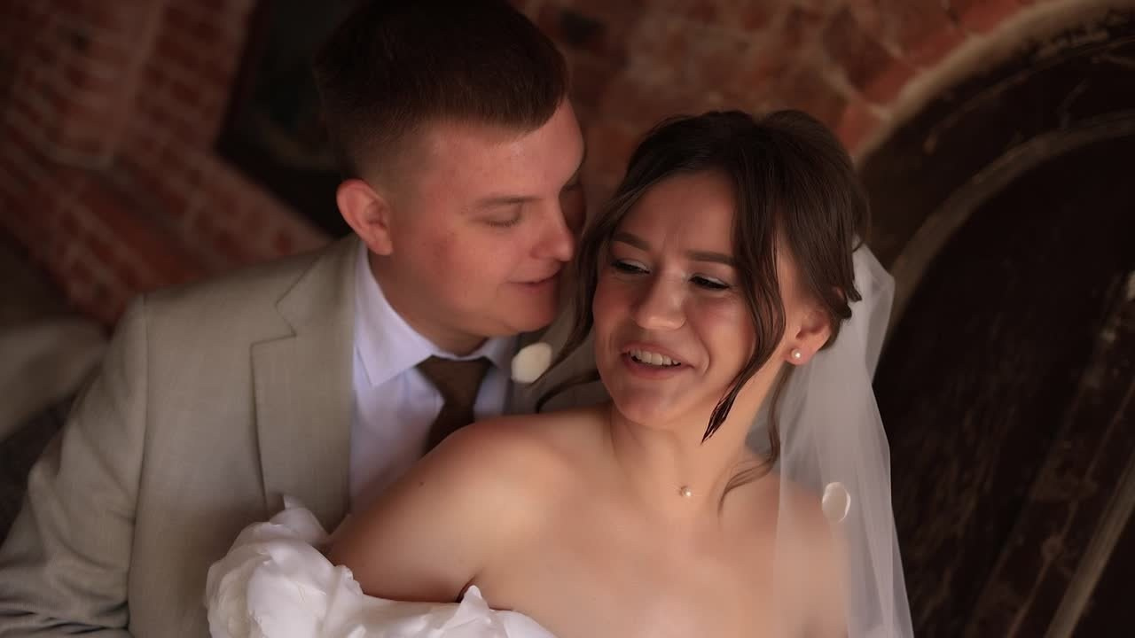 Свадебная видеосьемка молодоженов. Свадебный видеограф AlexFilms в Воронеже и по всей России