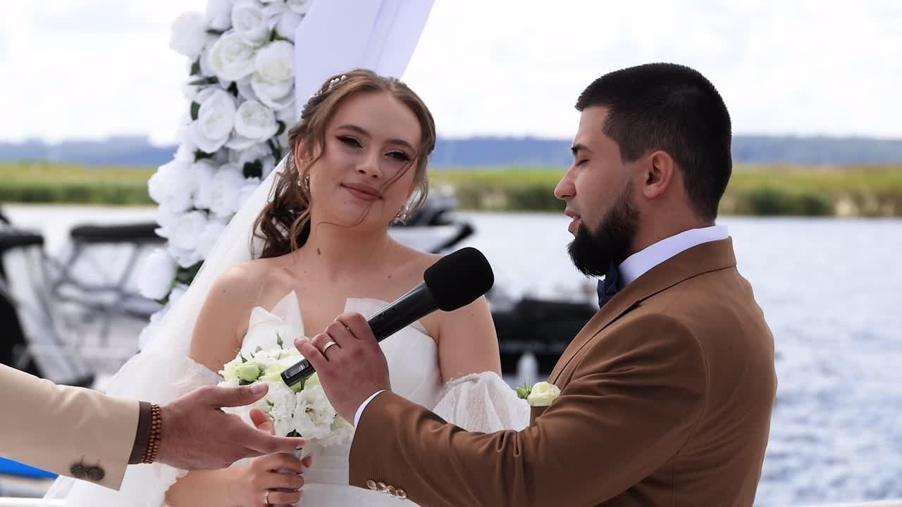 Видеосьемка свадебных выездных церемоний. Свадебный видеограф AlexFilms в Воронеже и по всей России