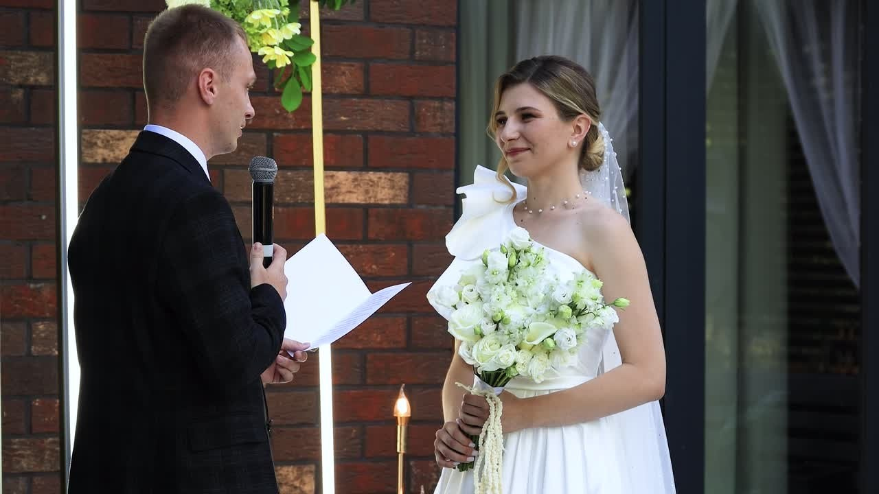 Видеосьемка свадебных выездных церемоний. Свадебный видеограф AlexFilms в Воронеже и по всей России