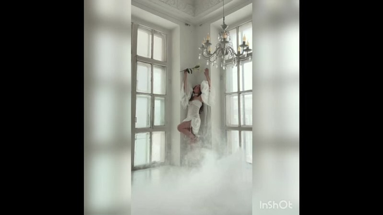 Видео снято в фотостудии «2 этаж»