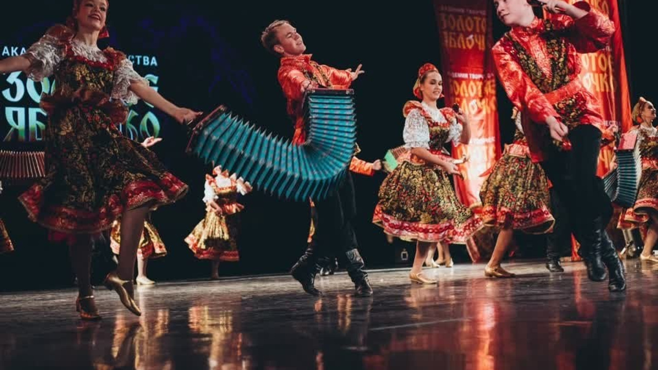 9 ноября, ролик, г. Екатеринбург. Золотое яблочко