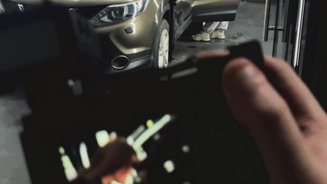 Бекстейджи со съёмок. Фотограф — Эрик Курятов