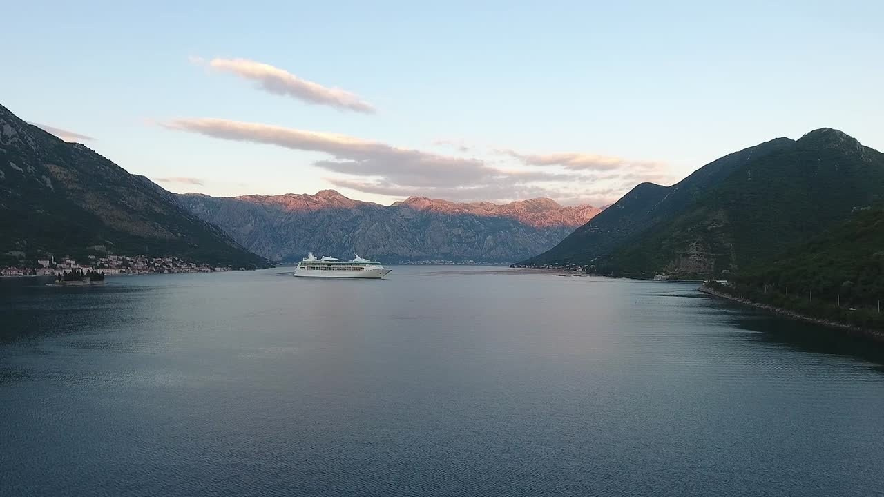 Аэросьемка. Свадебная, семейная, коммерческая видеография в Анапе. Видеограф Александр Горный