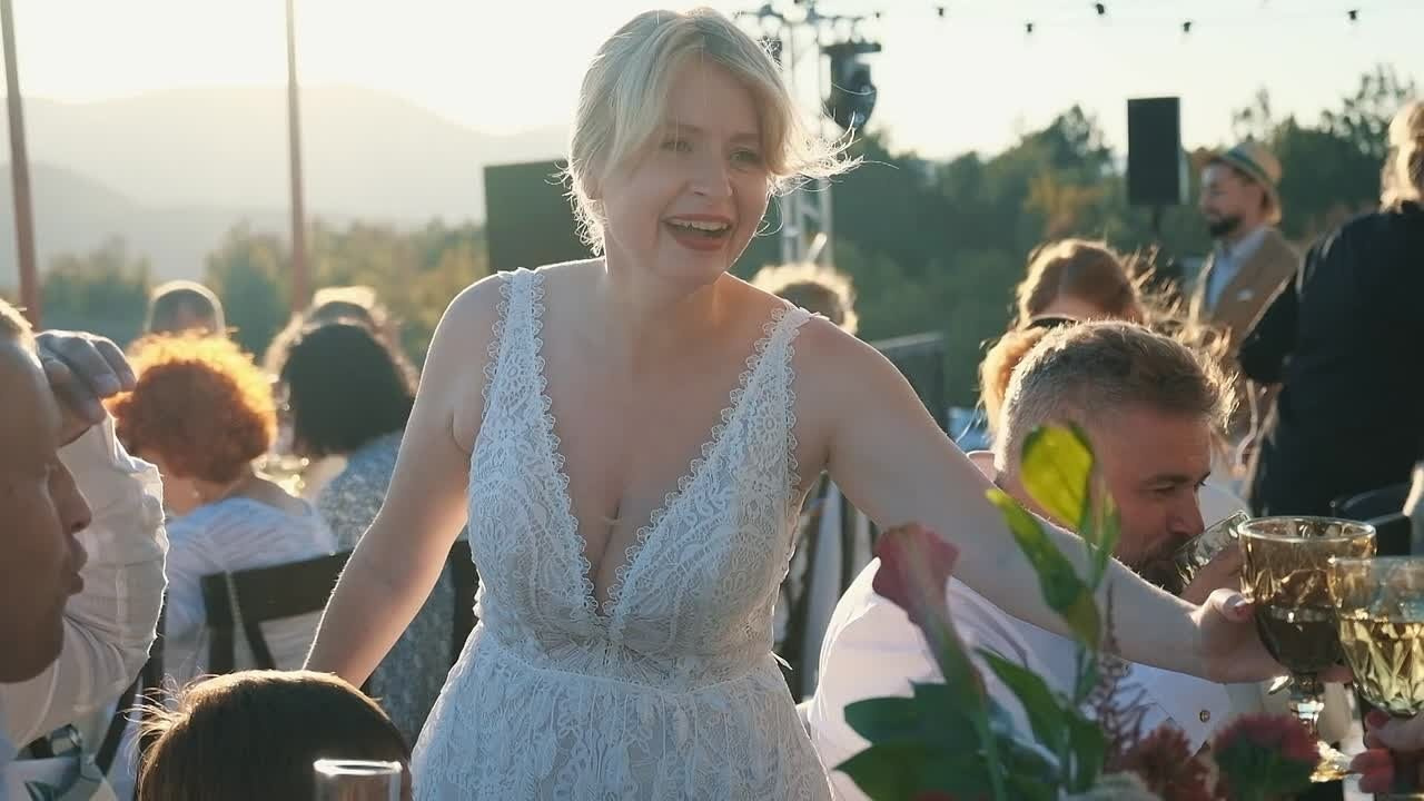 Свадьбы в России. Свадебная, семейная, коммерческая видеография в Анапе. Видеограф Александр Горный