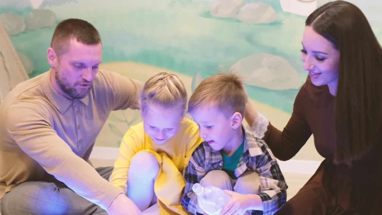 Портфолио видеосъемки товаров для детей для маркетплейсов | Sale Easy