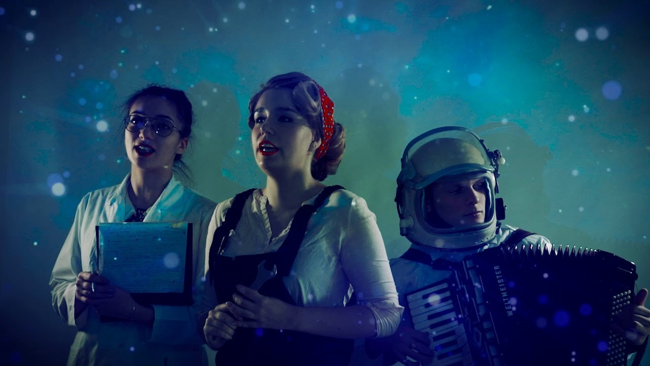 Ростовский театр поэтов Марии Гуровой. Максим Матвийченко и Виктория Басова профессионалы своего дела