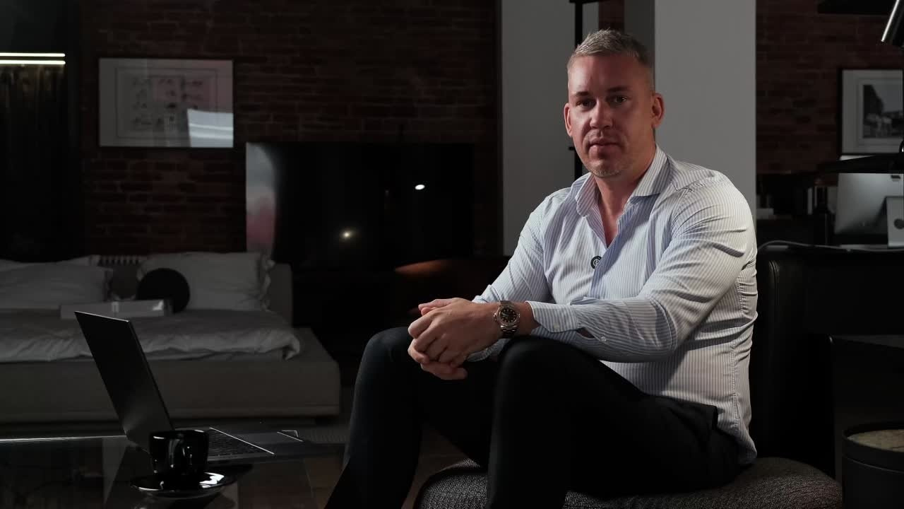 Обзоры для PetrovDesign. Интерьерный фотограф и видеограф в Санкт-Петербурге Вадим Балбашевский