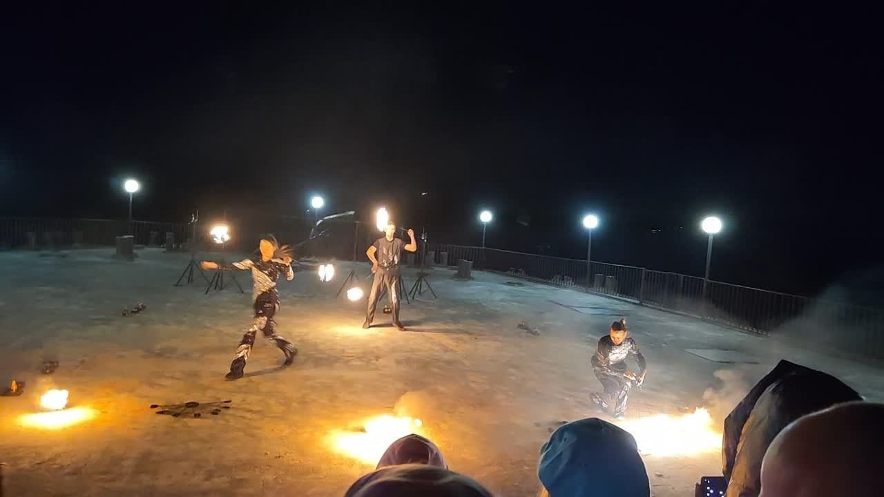 VIP Show 3 артиста 35000 руб. Огненно-пиротехническое шоу, салюты, пиротехника на ваш праздник!