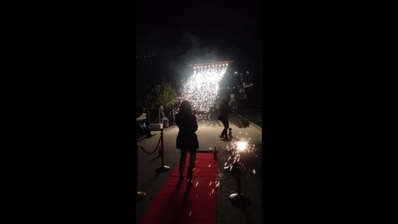 Пиротехнический занавес. Огненно-пиротехническое шоу, салюты, пиротехника на ваш праздник!