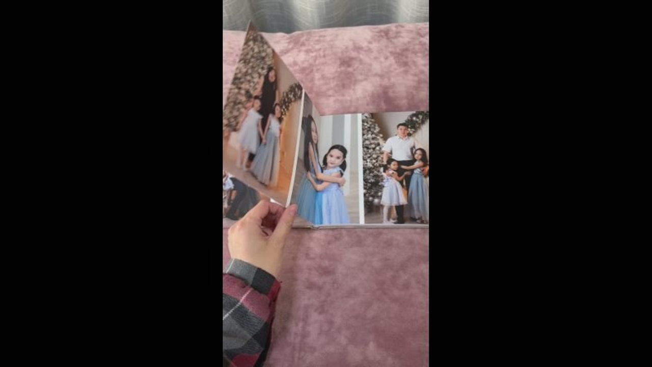 «Новый год счастливой семьи» Премиум 20×20 — 20 страниц. ФОТОГРАФ в Якутске Сардана Баишева