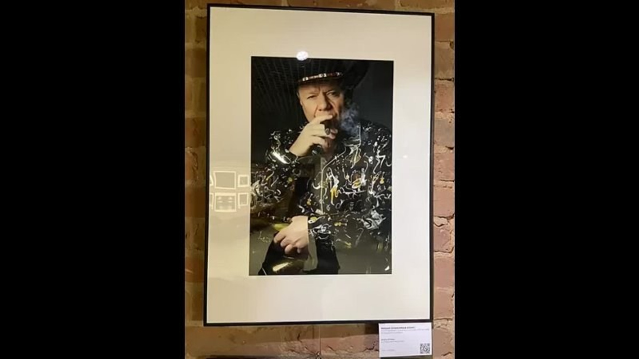 Фотография о музыке, музыкантах и их руках, магию создающих. Репортажный, архитектурный, театральный и файн-арт фотограф Лена Мельникова в Москве