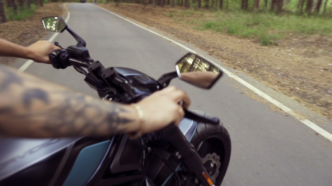 Максим, фото с мото. Фотограф  Набережные Челны Эдгар Сергеев