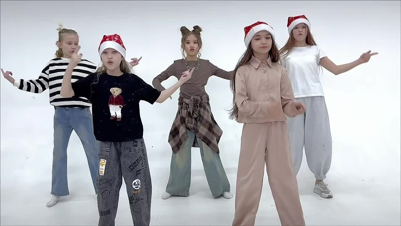 <title> Выпускной альбом Чита, Школа Чита, детский сад Чита,живоефото. Фотограф Григорьева Ольга. Портретная, семейная съёмка, Love Stori, видеосъёмка в городе Чита. Выпускные альбомы, фотокниги