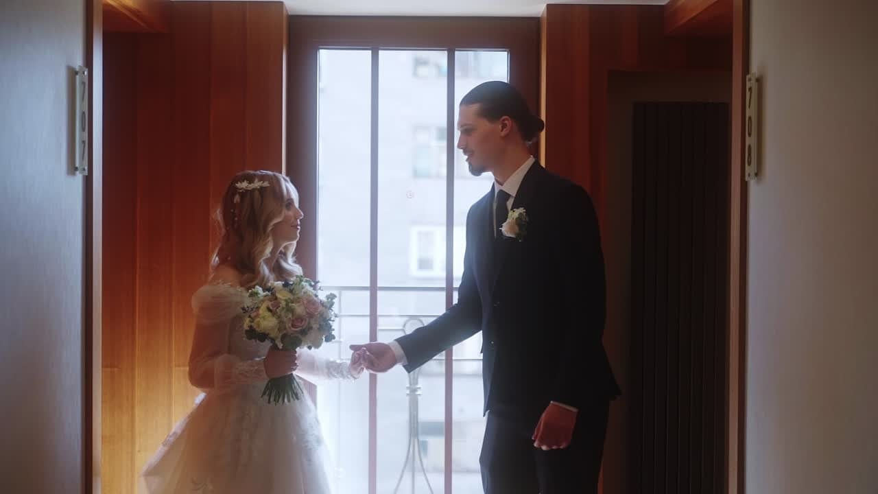 Видео Продакт. Профессиональный фотограф в Новосибирске Цуканов Виталий