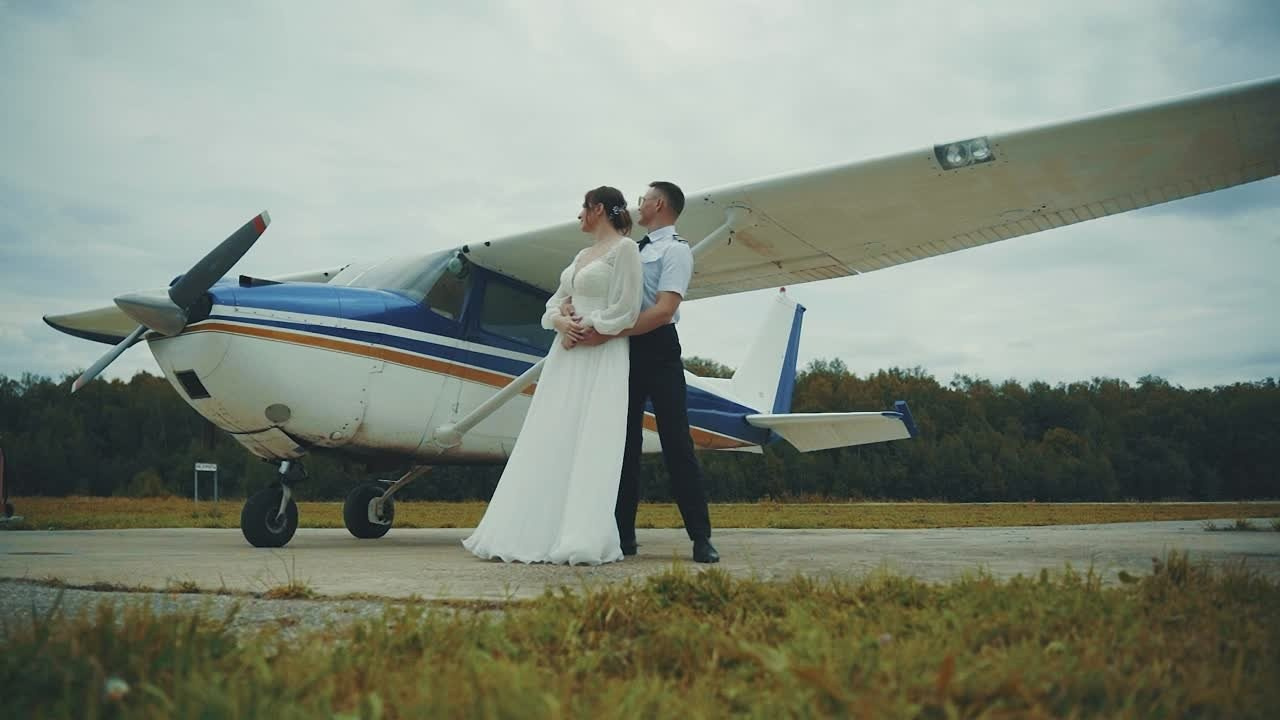 Видеограф на свадьбу. Профессиональная видеосъемка любых мероприятий