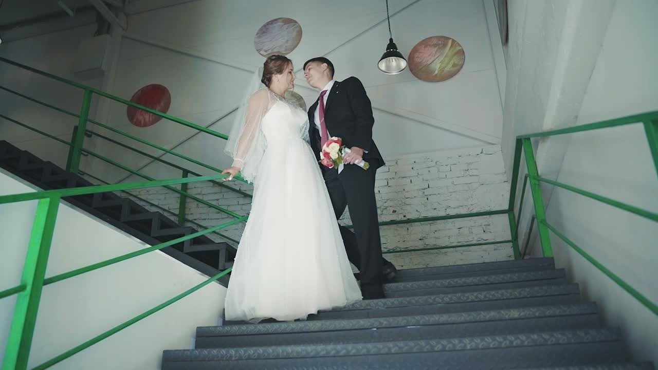 Видеограф на свадьбу. Профессиональная видеосъемка любых мероприятий