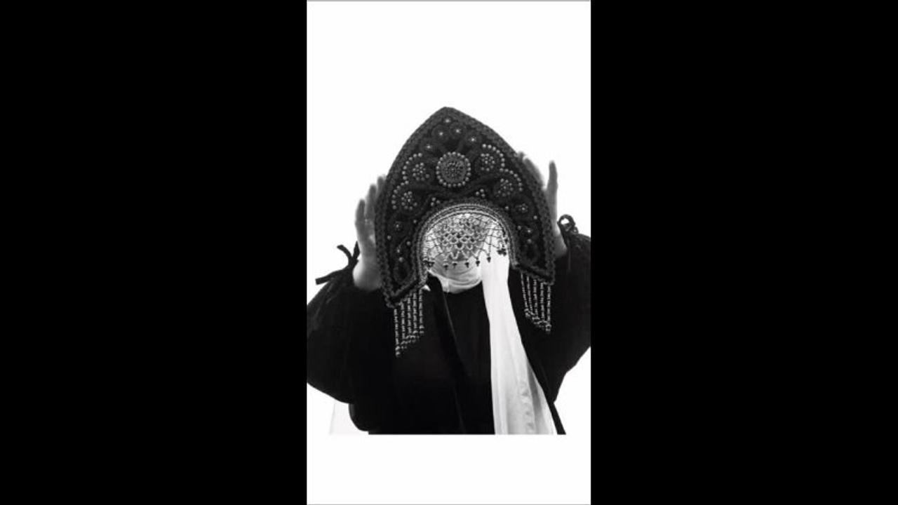 Глич. Documentary photographer