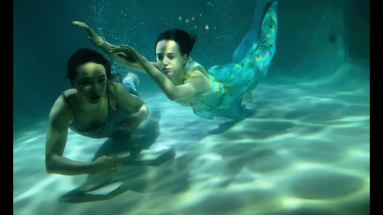 MERMAIDS. Anastasiia Antoniuk portrait, family and couple photographer, Portugal