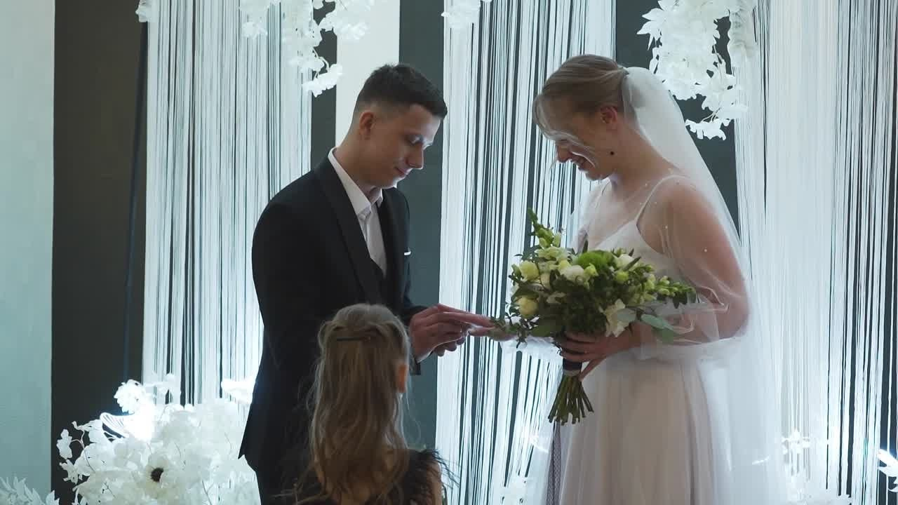 Никита и Дарья. Свадебный организатор координатор Екатеринбург Серов Дарья Окишева