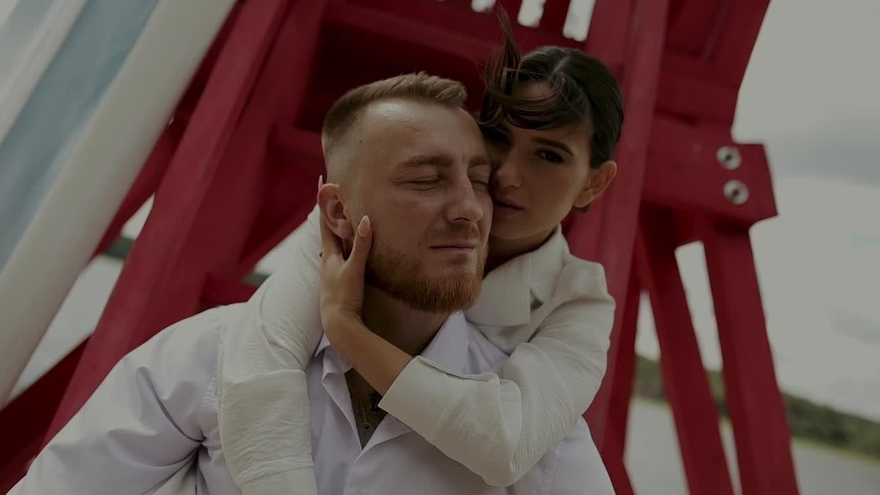 Видеограф Илья Новиков — Профессиональная видеосъемка в Москве, Санкт-Петербурге, Екатеринбурге, Калининграде. Видеограф, фотограф Илья Новиков Москва, Екатеринбург, Калининград