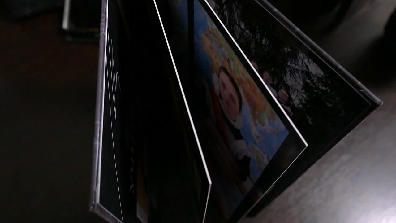 3 раз СШ. Выпускные альбомы в Тутаеве.Захарова Лариса