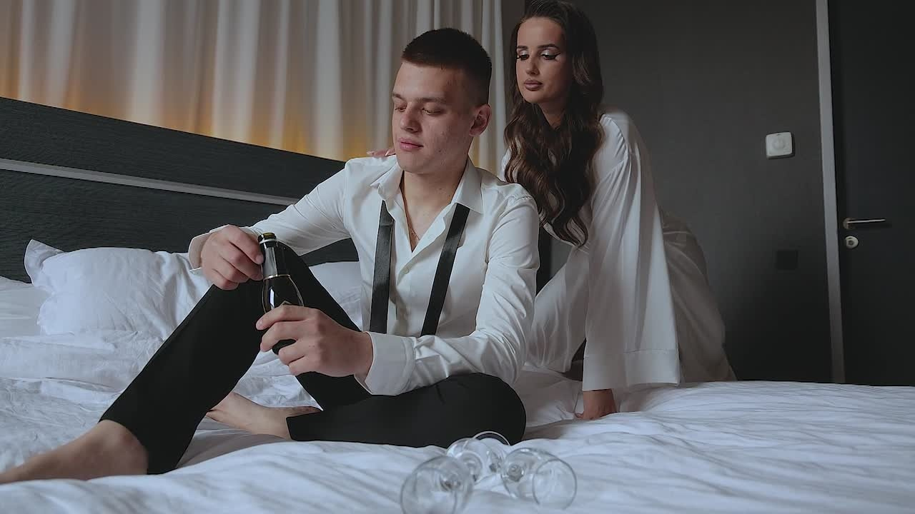 Свадебные клипы. Кадры Искусства