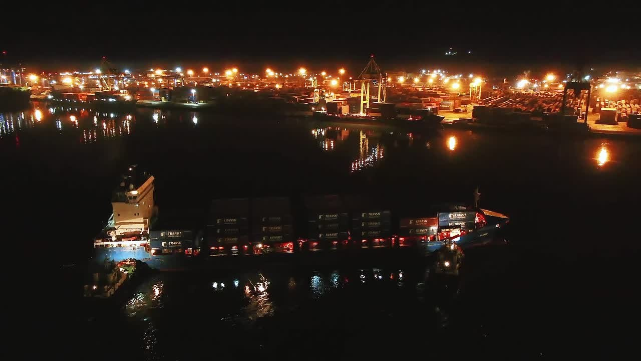 Реклама, промо. Фотограф город находка Юрий Школьников