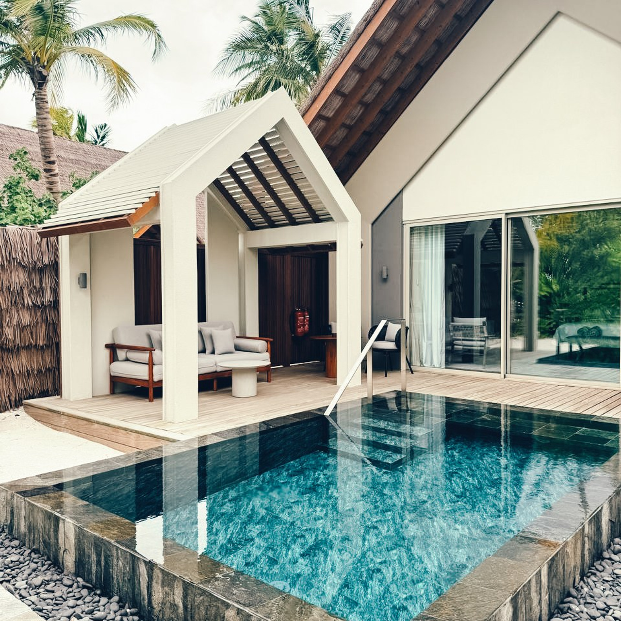 Бронирование отелей и туров на Мальдивы