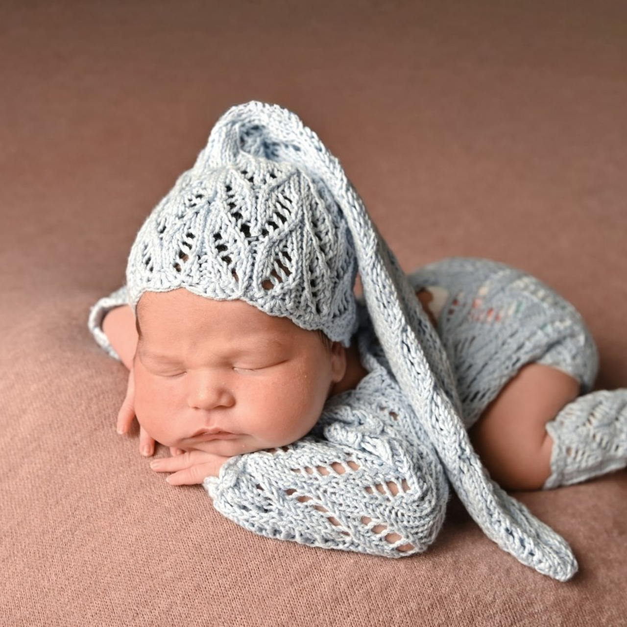 Фотограф Новорожденных и семейный Элла Огай г. Сатпаев