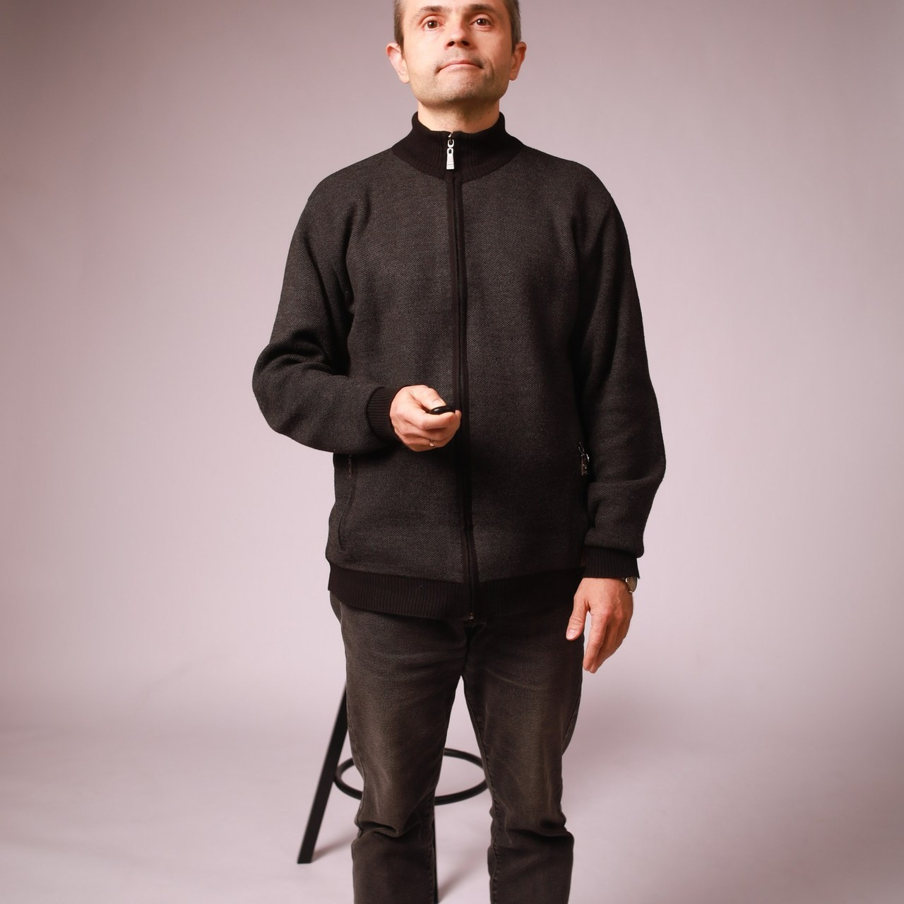 Отзывы. Автопортретная студия Псков: Фотостудия с пультом для профессиональных фото без фотографа | ufoto-pskov.ru