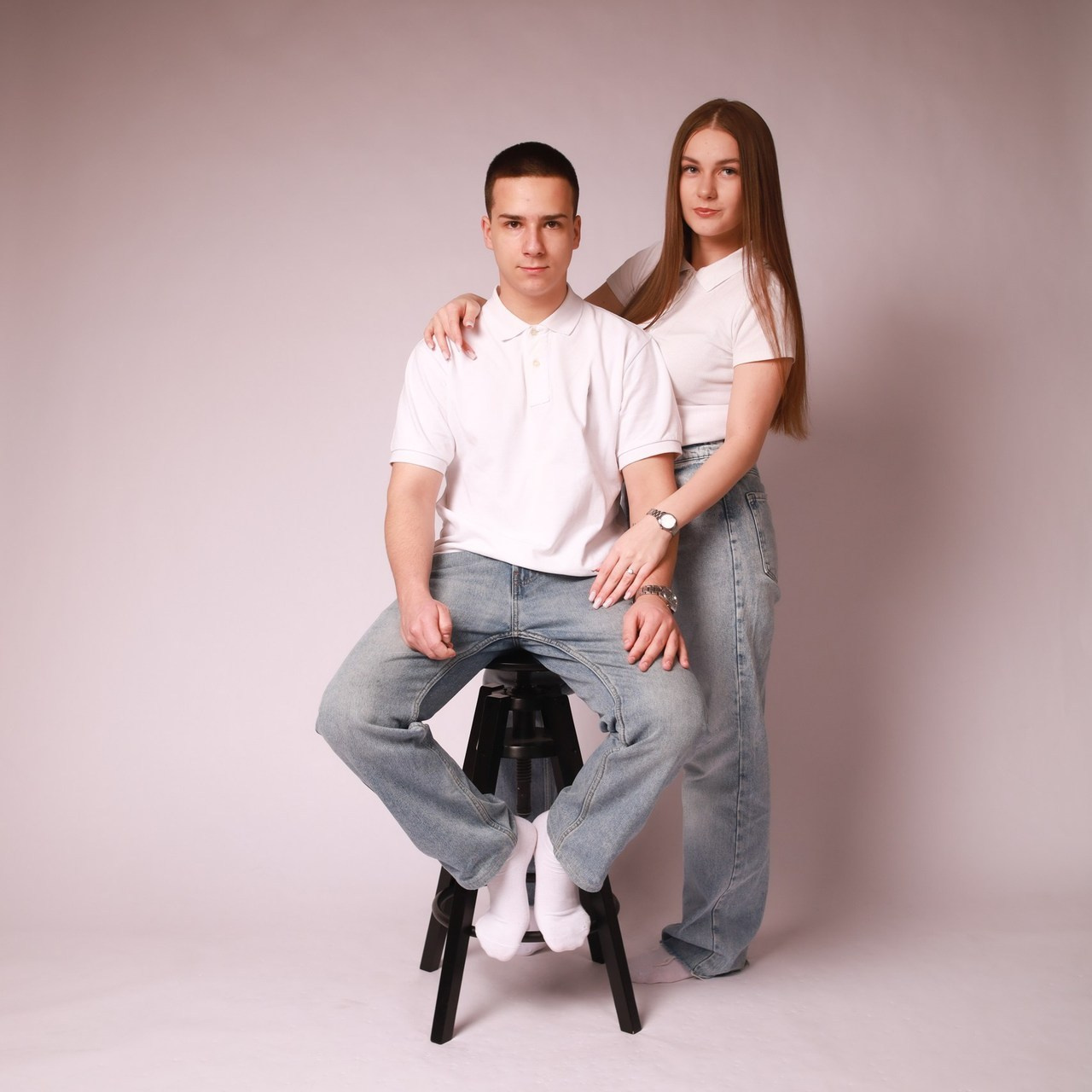 Отзывы. Автопортретная студия Псков: Фотостудия с пультом для профессиональных фото без фотографа | ufoto-pskov.ru