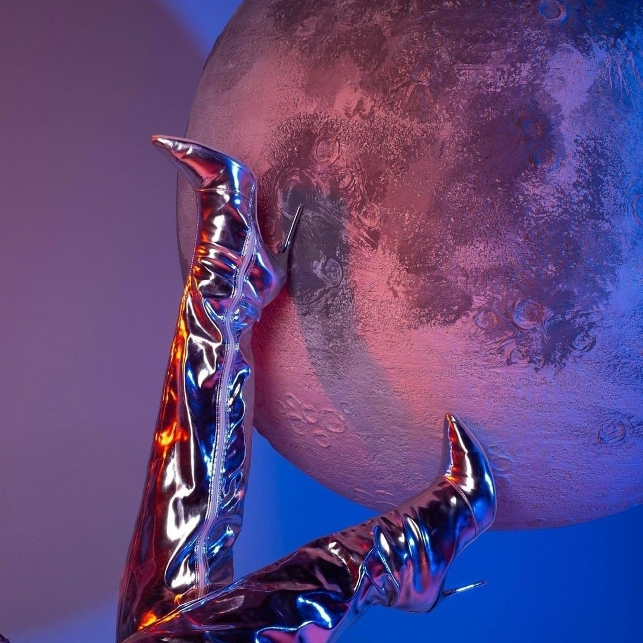 ЗЕРКАЛЬНЫЕ САПОГИ