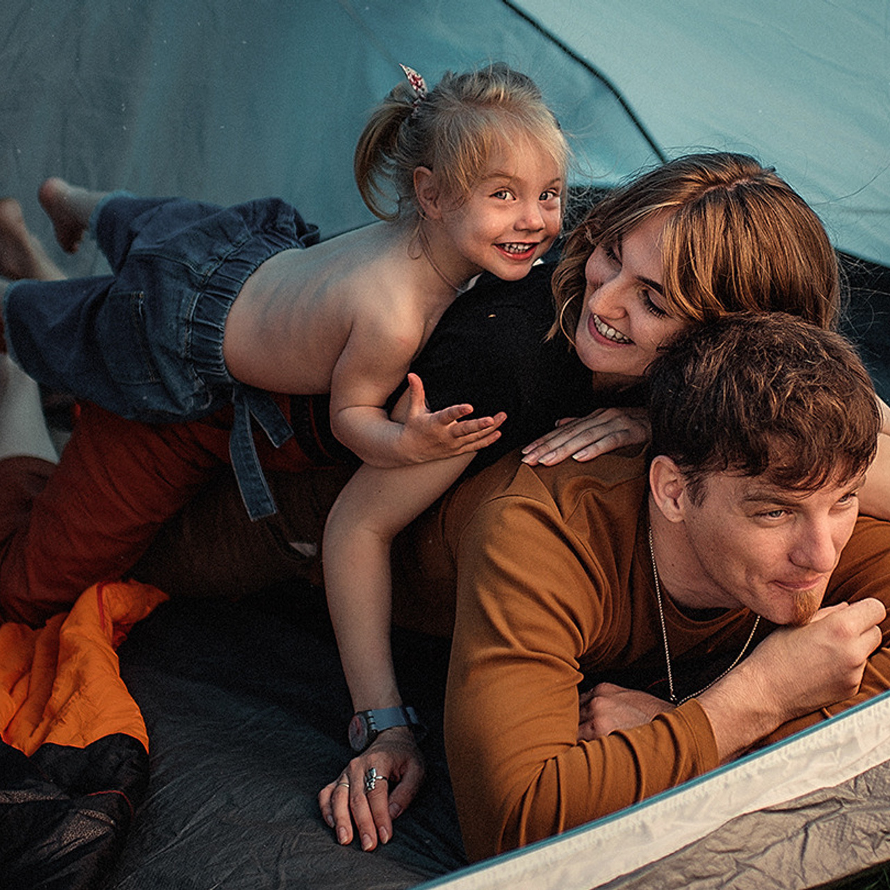 НАДЯ, САША и СОФА