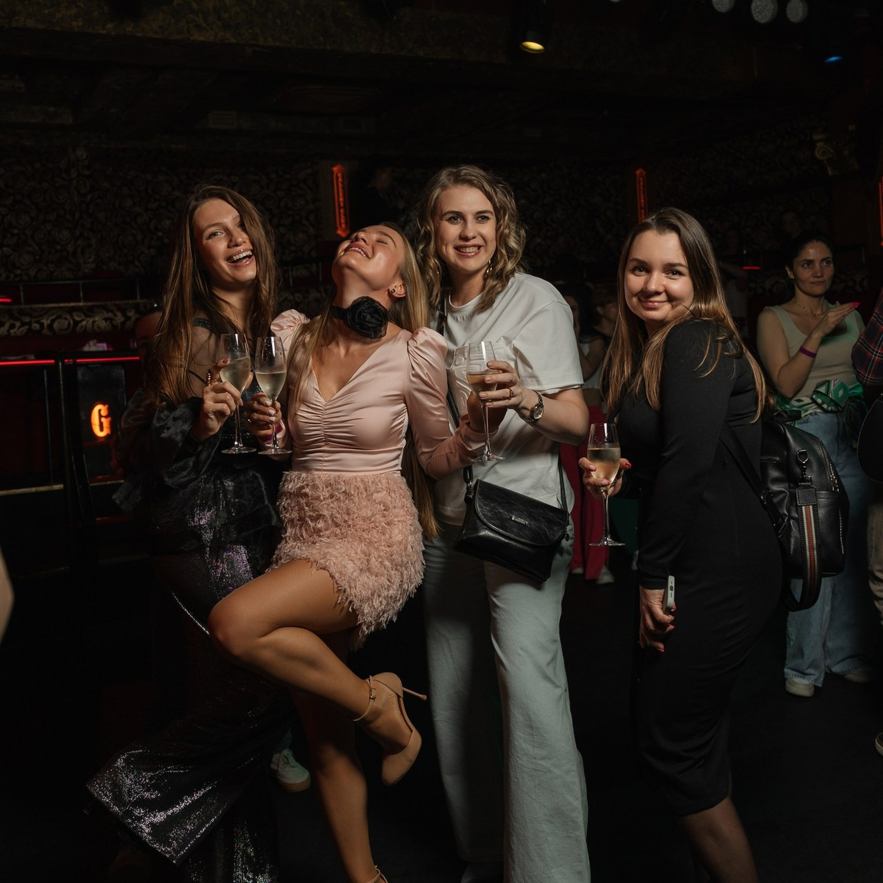 Фитбэки. Фотограф Маноли Мария