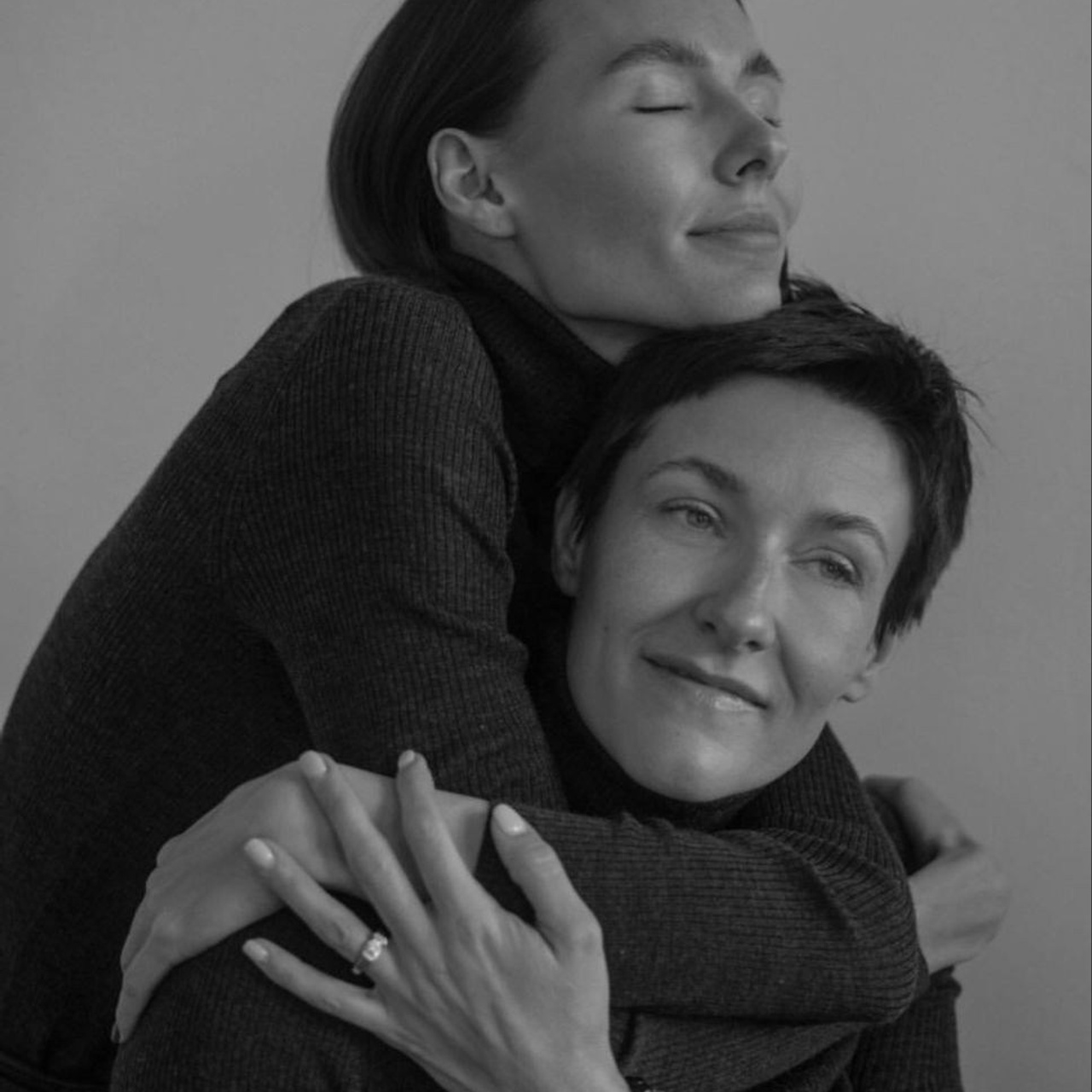 Мама и взрослая дочь