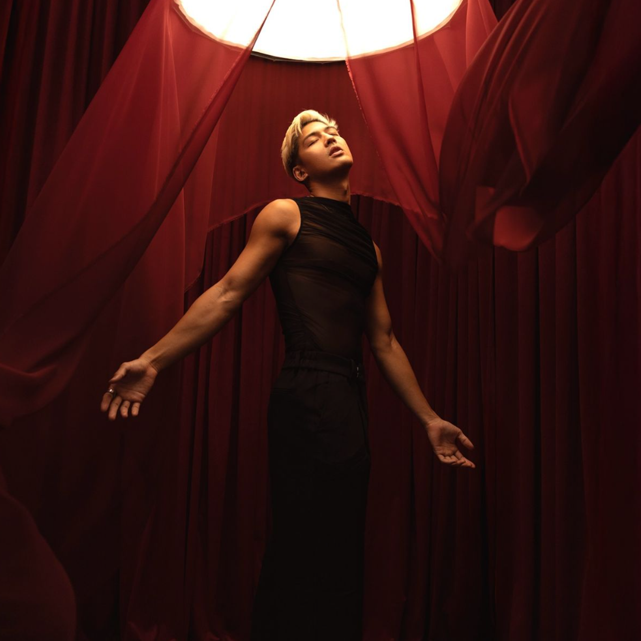 Ведущий мероприятий