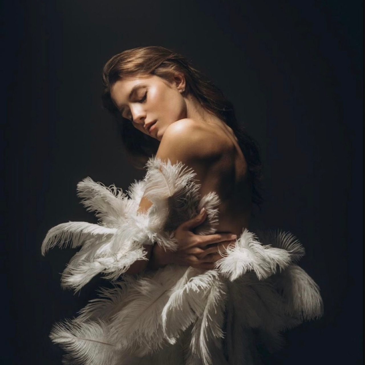 Перья / Оранжерея / Ангел