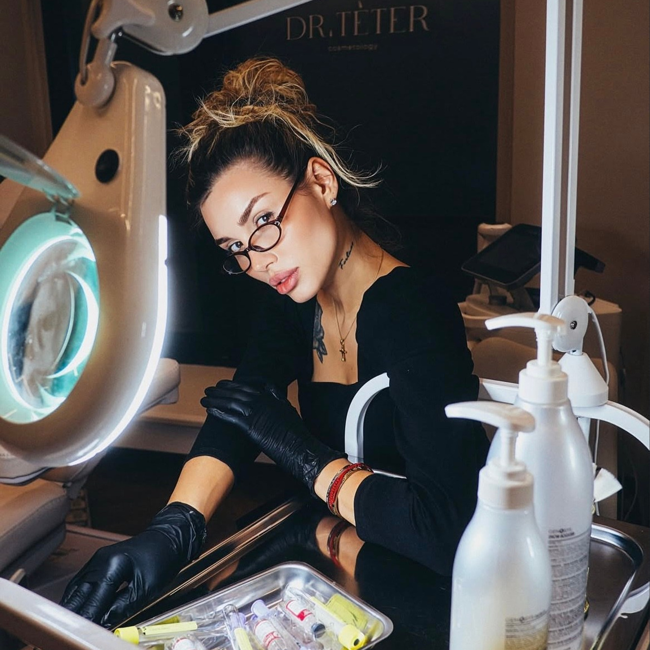 Мудборд. Хирург. Косметолог