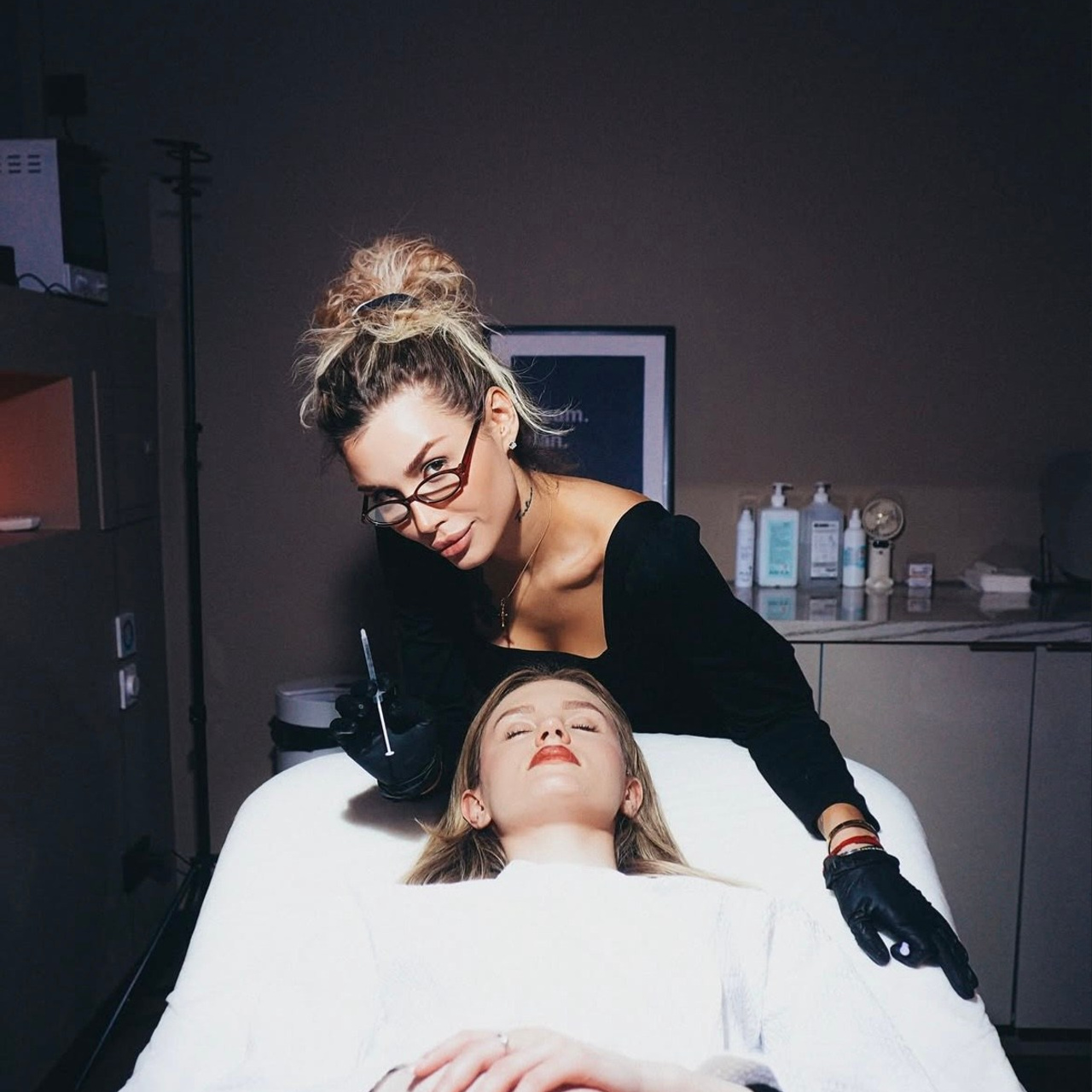 Мудборд. Хирург. Косметолог