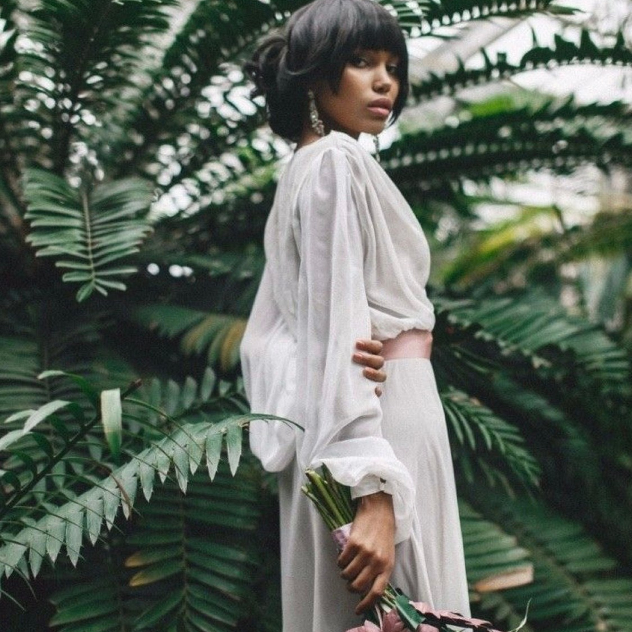 Перья / Оранжерея / Ангел