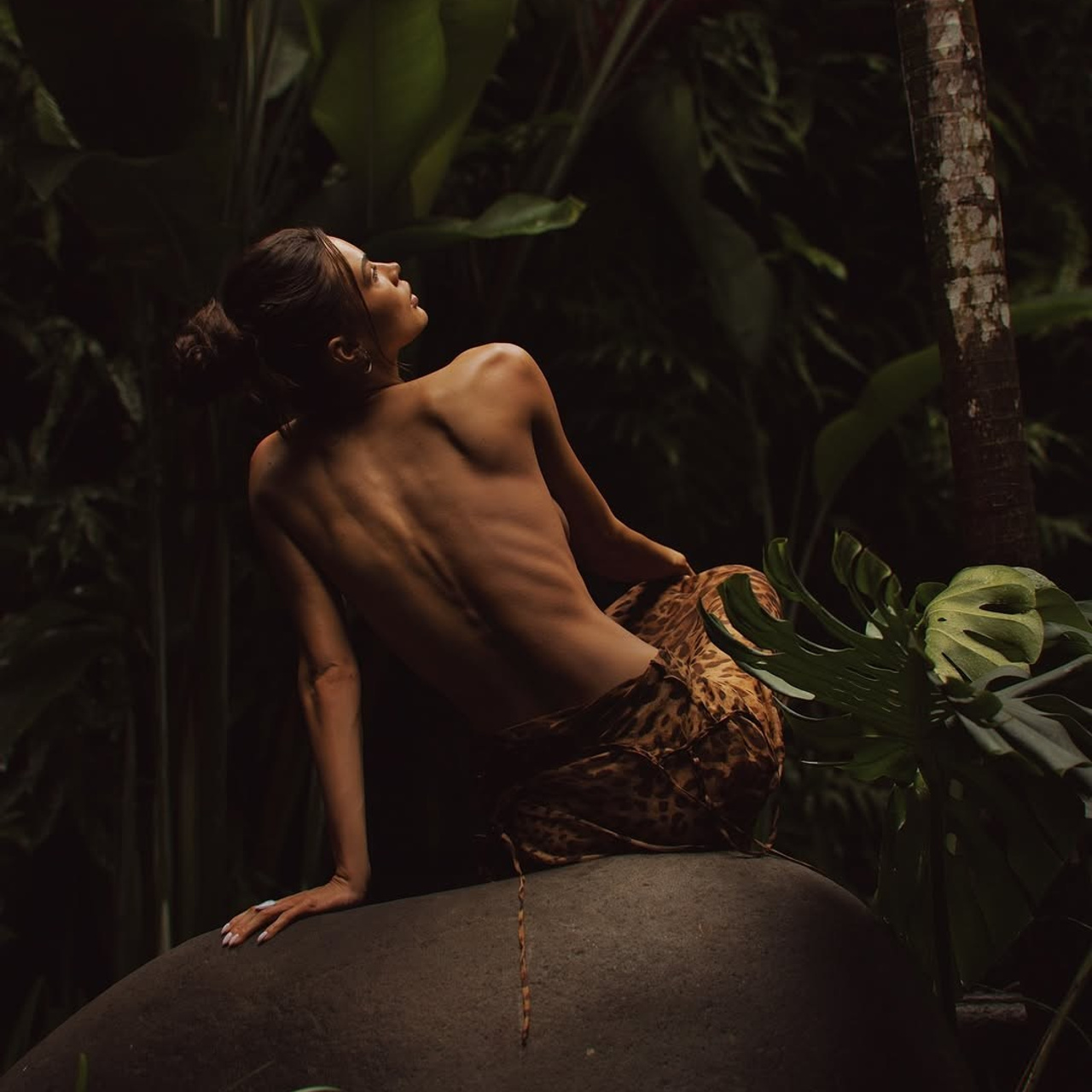 Перья / Оранжерея / Ангел