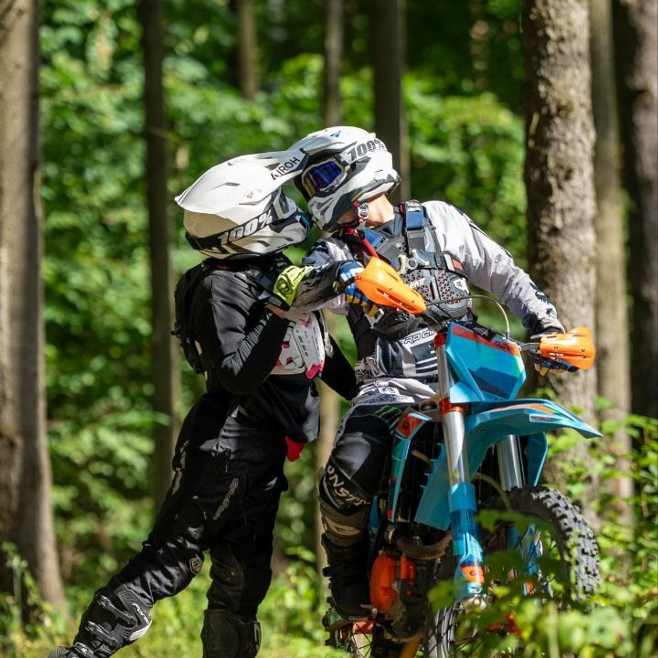 Отзывы. Фотограф мотоциклов в Москве — Олег Яковкин | Фото и видео