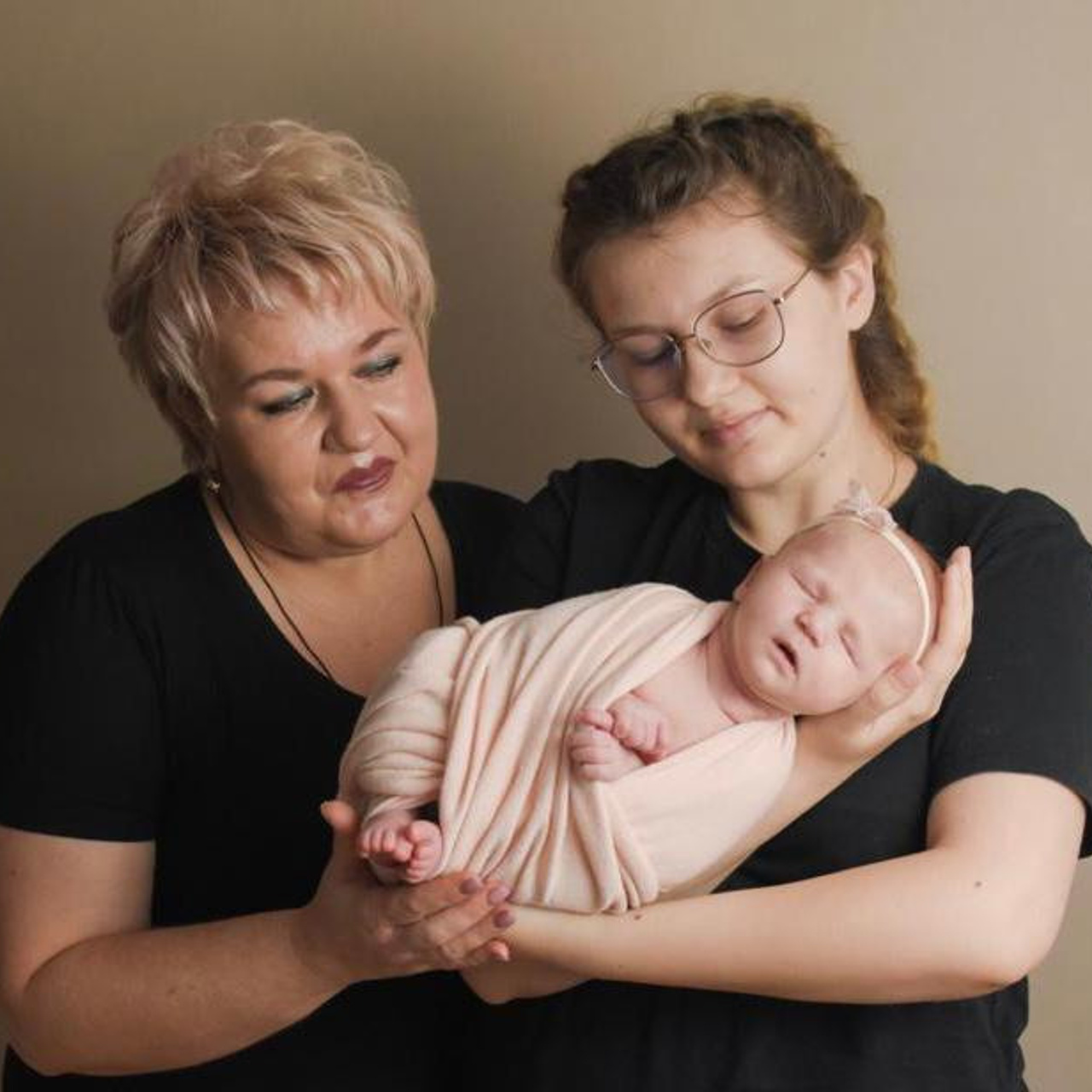 Отзывы. Фотограф новорожденных Новосибирск