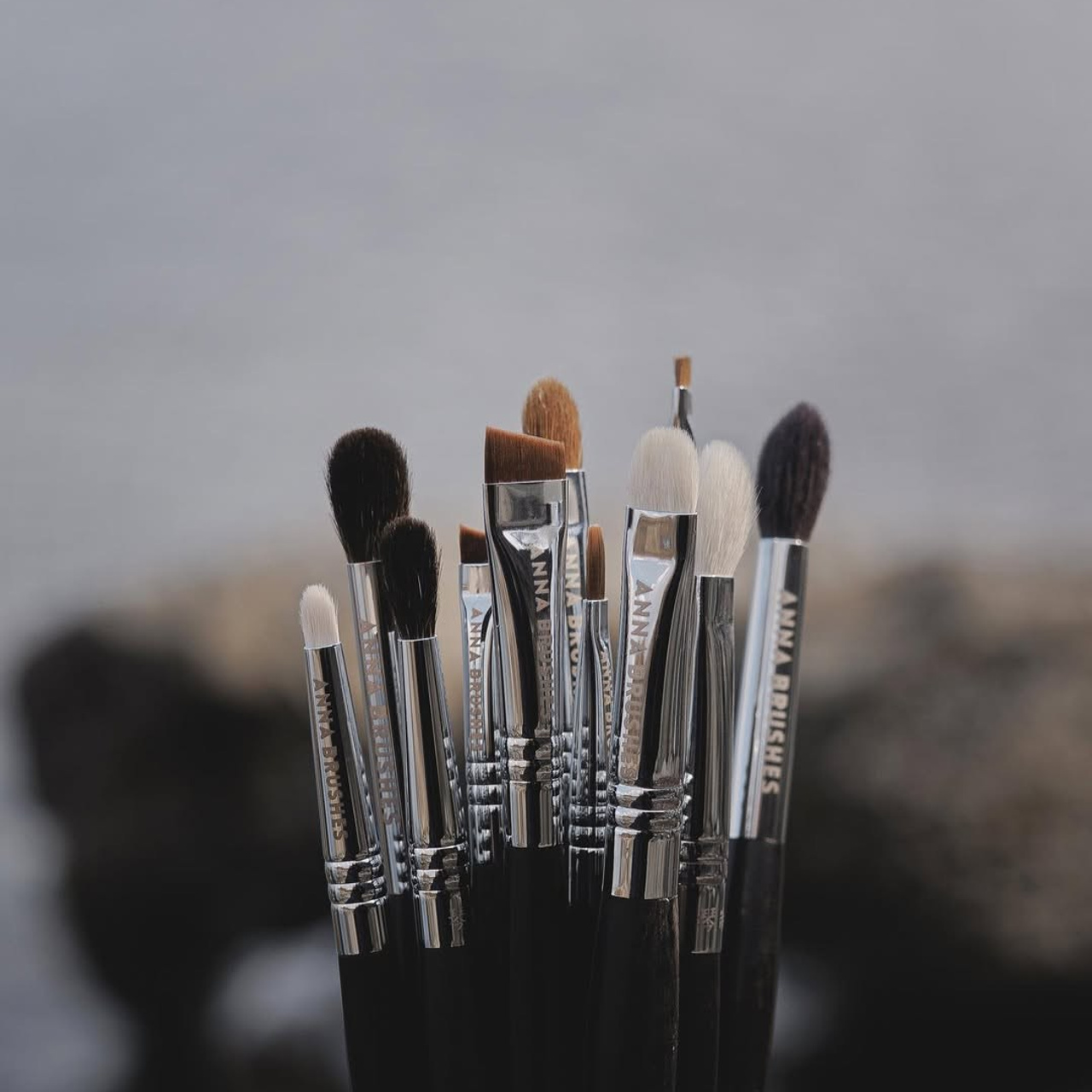 ANNA BRUSHES. Предметный фотограф во Владивостоке